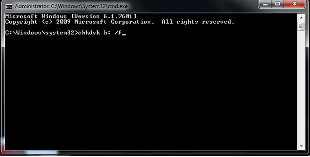 Utilisation de CHKDSK pour résoudre une carte SD corrompue sans perte de données