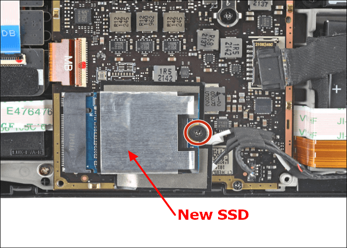 安裝新的 SSD