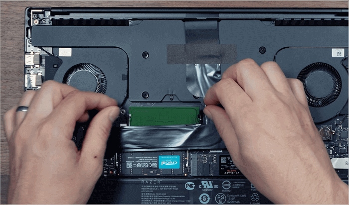 den neuen Ram einsetzen