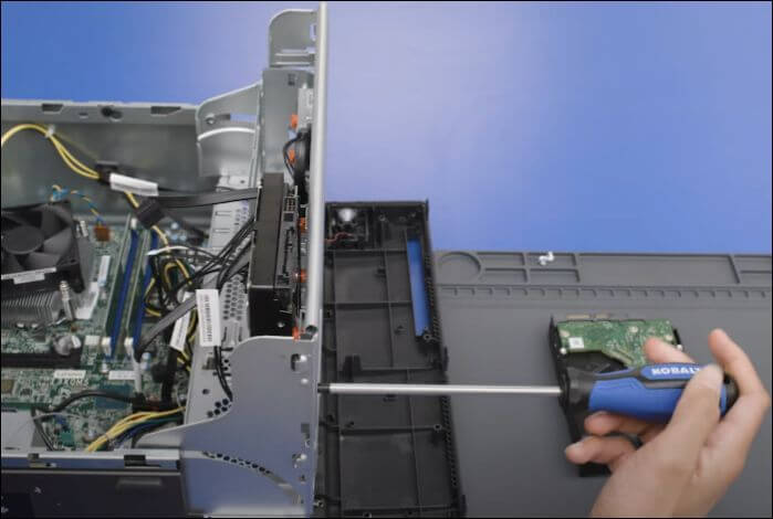 用新的驅動器替換故障驅動器